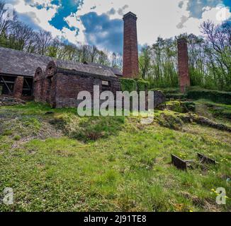 Farbenfrohe Bilder der verlassenen Ziegelgebäude im 1900 Blists Hill Victorian Town Living Museum Stockfoto