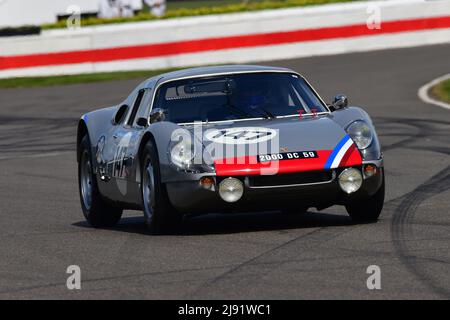 Oliver Bryant, Andrew Smith, Porsche 904 Carrera GTS, Graham Hill Trophy, ein 45-minütiges Zweifahrer-Rennen für Prototypen und geschlossene Cockpit GT Stockfoto