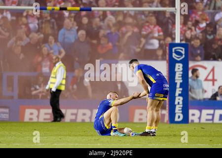 Die Spieler von Warrington Wolves erscheinen nach dem Betfred Super League-Spiel im Halliwell Jones Stadium, Warrington, niedergeschlagen. Bilddatum: Donnerstag, 19. Mai 2022. Stockfoto