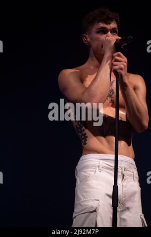 Neapel, Italien. 20.. Juli 2020. Blanco, Pseudonym von Riccardo Fabbriconi, tritt live im Palapartenope auf. Quelle: Pacific Press Media Production Corp./Alamy Live News Stockfoto