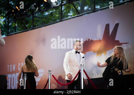 London, Großbritannien. 19.. Mai 2022. Jon Hamm nimmt an der Premiere von „Top Gun: Maverick“ am Leicester Square in London Teil. Kredit: SOPA Images Limited/Alamy Live Nachrichten Stockfoto