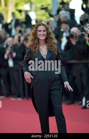 Julia Roberts nimmt an der Vorführung von „Armageddon Time“ während des jährlichen Filmfestivals in Cannes 75. im Palais des Festivals am 19. Mai 2022 in Cannes, Frankreich, Teil. Foto von Franck Castel/ABACAPRESS.COM Stockfoto