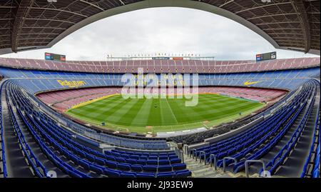 Camp Nou Stadium, das Stadion des FC Barcelona, von der Tribüne aus gesehen (Barcelona, Katalonien, Spanien) ESP: Estadio del Camp Nou, el campo de FC Barcelona Stockfoto