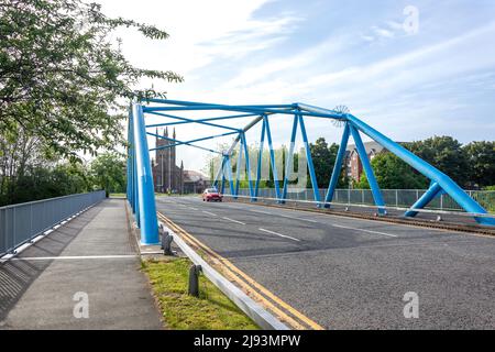 Brücke über den Fluss Mersey, Park Boulevard, Square, Warrington, England, Vereinigtes Königreich Stockfoto