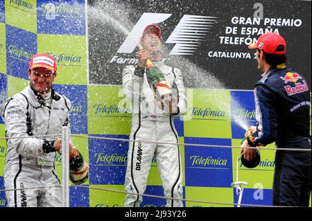 ARCHIVFOTO: Rubens BARRICHELLO wird am 23. Mai 2022 50 Jahre alt, Preisverleihung von links: Rubens BARRICHELLO (BH), Brawn GP, Jenson BUTTON (GBR), Brawn GP, Mark WEBBER (AUS), Red Bull Racing, Jubel, Champagner-Dusche, Champagner-Dusche. Motorsport, Formel 1, vor dem GP von Katalonien in Barcelona am 05/10/2009 Stockfoto