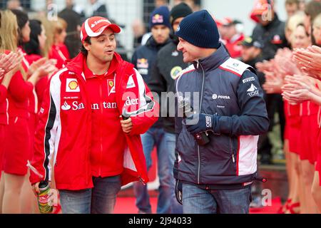 ARCHIVFOTO: Rubens BARRICHELLO wird am 23. Mai 2022 50 Jahre alt, Felipe MASSA (links, BH), Ferrari, Und Rubens BARRICHELLO (BH), AT&T Williams, Fahrerparade, Halbfigur, Halbfigur, Rennen auf 24.07.2011 Formel 1, großer Preis Deutschlands auf dem Nürburgring von 21,7. - 24,07. 2011, Season2011, Stockfoto