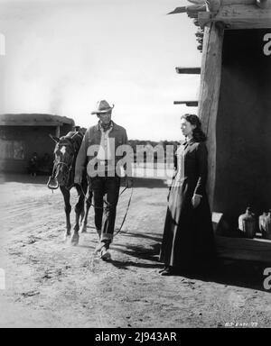 JAMES STEWART und CATHY O'DONNELL in THE MAN FROM LARAMIE 1955 Regisseur ANTHONY MANN Saturday Evening Post Story von Thomas T. Flynn Drehbuch Philip Yordan und Frank Burt Musik George Duning William Goetz Productions / Columbia Picches Stockfoto