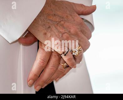 Amsterdam, Niederlande. 19.. Mai 2022. Prinzessin Margriet von den Niederlanden (Schmuck) im Het Scheepvaartmuseum in Amsterdam, am 19. Mai 2022, zur Feier des 200.-jährigen Bestehens des Royal College Zeemanshoop Quelle: Albert Nieboer/Netherlands OUT/Point de Vue OUT/dpa/Alamy Live News Stockfoto