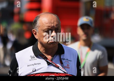 Barcelona, Spanien. 20.. Mai 2022. 20.. Mai 2022; Barcelona, Circuit de Barcelona Catalunya, Spanien. Großer Preis von Spanien F1, Freitagspraktik: Frederic Vasseur, CEO der sauber Group und Teamchef von Alfa Romeo Racing Credit: Action Plus Sports Images/Alamy Live News Stockfoto