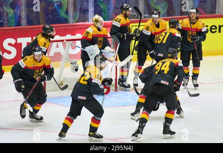 Mathias Niederberger Nr. 35 deutscher Torwart im Spiel DEUTSCHLAND - ITALIEN 9-4 der IIHF EISHOCKEY WELTMEISTERSCHAFT Gruppe B in Helsinki, Finnland, 20. Mai 2022, Saison 2021/2022 © Peter Schatz / Alamy Live News Stockfoto