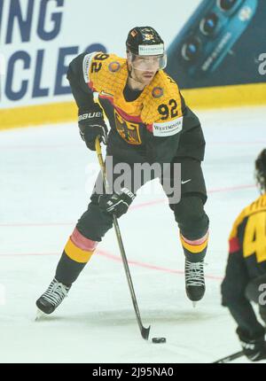 Marcel Noebels Nr. 92 von Deutschland im Spiel DEUTSCHLAND - ITALIEN 9-4 der IIHF EISHOCKEY WELTMEISTERSCHAFT Gruppe B in Helsinki, Finnland, 20. Mai 2022, Saison 2021/2022 © Peter Schatz / Alamy Live News Stockfoto