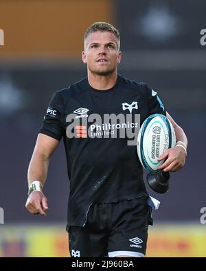 Swansea, Großbritannien. 20.. Mai 2022. Gareth Anscombe von Ospreys Rugby, während des Spiels in Swansea, Vereinigtes Königreich am 5/20/2022. (Foto von Mike Jones/News Images/Sipa USA) Quelle: SIPA USA/Alamy Live News Stockfoto