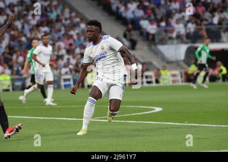 Madrid, Spanien. 20.,Mai 2022. Real Madrid´s Vinicius Jr. in Aktion, während des letzten Spiels der Saison und der Vorbereitung auf das ucl-Finale. Beim La Liga-Spiel, zwischen Real Madrid und Real Betis. Edward F. Peters/Alamy Live News Stockfoto