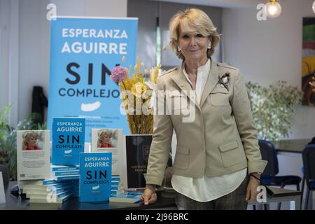 Esperanza Aguirre während der Präsentation des Buches '' Sin Complejos '' in Madrid, Spanien mit: Esperanza Aguirre wo: Madrid, Spanien Wann: 14. Mai 2021 Kredit: Oscar Gonzalez/WENN Stockfoto