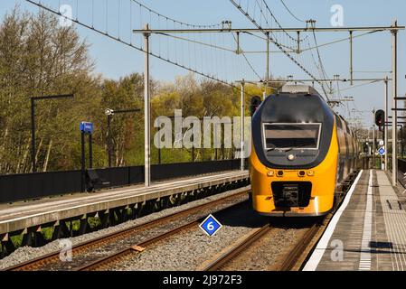 Den Helder, Niederlande, may2022. Am bahnhof in Den Helder vorbei. Hochwertige Fotos Stockfoto