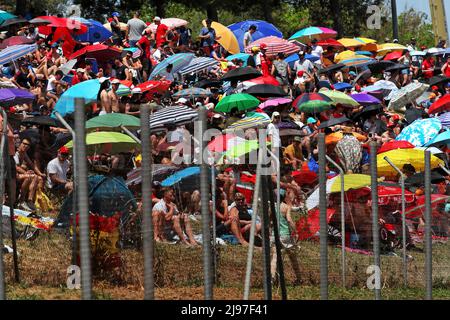 Atmosphäre im Kreislauf – Lüfter. Großer Preis von Spanien, Samstag, 21.. Mai 2022. Barcelona, Spanien. Stockfoto