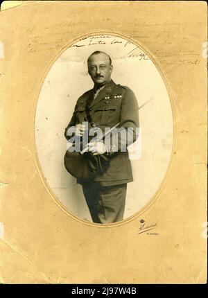 Retrato de Miguel Primo de Rivera y Orbaneja, militar español que gobernó como dictador en España entre 1923 y 1930., hacia 1920. Stockfoto