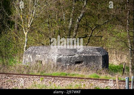 Pillbox an der Eisenbahnlinie, Oxfordshire Stockfoto