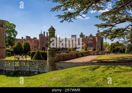 Wunderschönes Charlecote House & Gardens in Charlecote Park, Warwickshire. Stockfoto