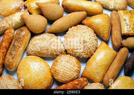 Brasilianischer Snack, Coxinha, Empada, Kiba Stockfoto