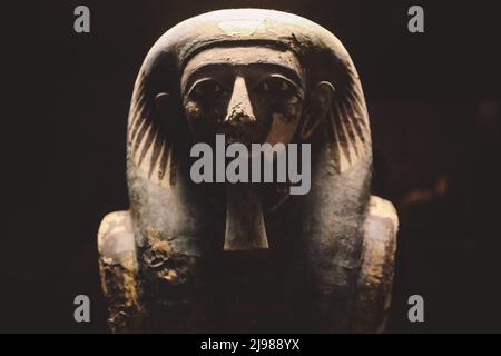 Alte ägyptische Exponate im Imhotep-Museum, das sich in der Nähe des Nekropolen-Komplexes Saqqara in Niederägypten befindet Stockfoto