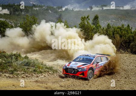 21 SUNINEN Teemu (FIN) MARKKULA Mikko (FIN), HYUNDAI MOTORSPORT N, HYUNDAI i20 N, Aktion während der Rallye Portugal 2022, 4. Lauf der WRC World Rally Car Championship 2022, vom 19. Bis 22. Mai 2022 in Matosinhos, Portugal - Foto: Paulo Maria / Dppi/DPPI/LiveMedia Stockfoto