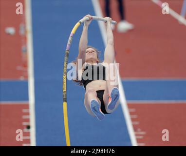 21.. Mai 2022 ; Alexander Stadium, Birmingham, Midlands, England; M&#xfc;ller Birmingham Diamond League Leichtathletik: Emily Grove USA beendete das Jahr 5. im Polsprung der Frauen mit einer Höhe von 4:45 Stockfoto