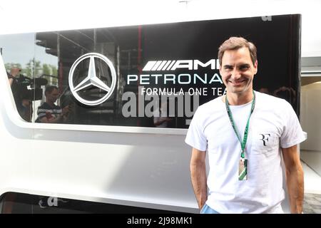 Roger Federer Tennisspieler Portrait während des Formel 1 Pirelli Grand Premio de Espana 2022, 6. Runde der FIA Formel 1 Weltmeisterschaft 2022, auf dem Circuit de Barcelona-Catalunya, vom 20. Bis 22. Mai 2022 in Montmelo, Spanien - Foto DPPI Stockfoto