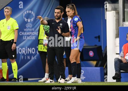 TURIN - (lr) FC Barcelona Trainer Jonatan Giraldez, Lieke Martens von Frauen des FC Barcelona während des UEFA Women's Champions League Finales zwischen dem FC Barcelona und Olympique Lyon am 21. Mai 2022 im Juventus-Stadion in Turin, Italien. ANP | NIEDERLÄNDISCHE HÖHE | GERRIT AUS KÖLN Stockfoto