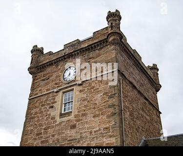 Coach House & Clock Tower, Culzean Castle & Country Park in Dumfries & Galloway Maybole, Carrick, an der schottischen Küste von Ayrshire. Stockfoto