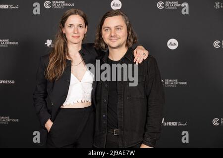 Celine Devaux, posiert beim Fotofilm „All the world loves Jeanne“ während des jährlichen Filmfestivals in Cannes 75. im Palais des Festivals am 21. Mai 2022 in Cannes, Frankreich. Foto von Marco Piovanotto/ABACAPRESS.COM Stockfoto