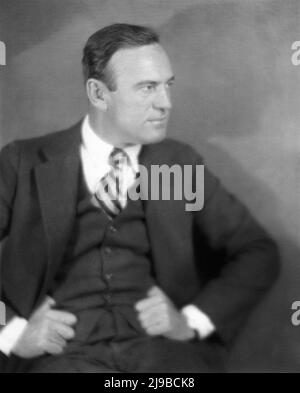 American Movie Director SAM WOOD 1922 Porträt des zukünftigen Kameramannes JAMES WONG HOWE Stockfoto