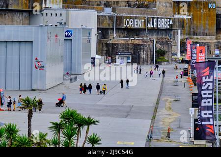Frankreich, Morbihan, der Hafen von Lorient, Lorient, Lorient La Base, Keroman, ehemalige U-Boot-Basis, die von den Deutschen während des Zweiten Weltkriegs gebaut wurde Stockfoto
