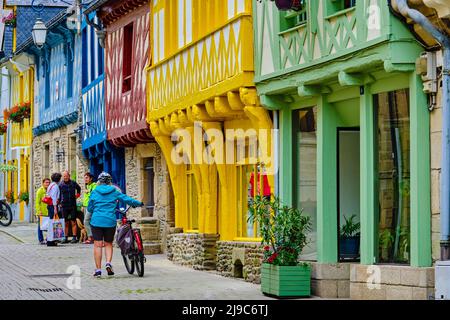 Frankreich, Morbihan (56), Schritt auf dem Weg von Saint Jacques de Compostela, mittelalterliches Dorf Josselin, Fachwerkhäuser Stockfoto