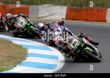 Estoril, Portugal. 22.. Mai 2022. Der Brite Jonathan Rea vom Kawasaki Racing Team WorldSBK (65) tritt am 22. Mai 2022 beim Rennen 2 der FIM Superbike World Championship Estoril Round auf dem Circuito Estoril in Cascais, Portugal, an. (Bild: © Pedro Fiuza/ZUMA Press Wire) Stockfoto