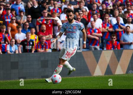 London, Großbritannien. 22.. Mai 2022; Selhurst Park, Crystal Palace, London, England; Premier League Football, Crystal Palace versus Manchester United: Bruno Fernandes of Manchester United Credit: Action Plus Sports Images/Alamy Live News Stockfoto