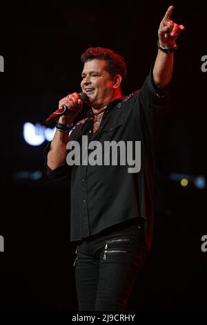 Sunrise FL, USA. 21.. Mai 2022. Carlos Vives tritt während des Amor A La Musica Konzerts in der FLA Live Arena am 21. Mai 2022 in Sunrise, Florida, auf. Kredit: Mpi04/Media Punch/Alamy Live Nachrichten Stockfoto