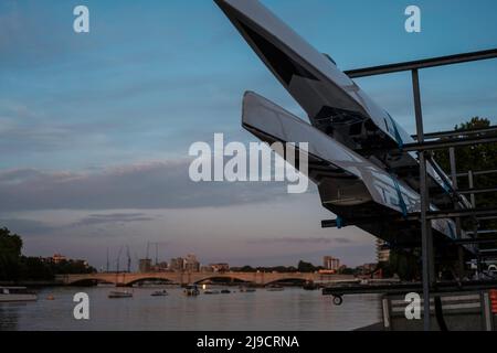 Thamaes River by Putney Bridge, Putney, London, Großbritannien Stockfoto