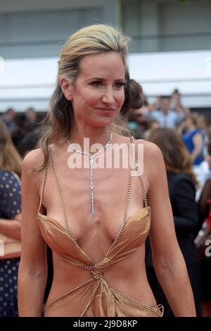 Cannes, Frankreich. 22.. Mai 2022. 75. Cannes Filmfestival 2022, Roter Teppich Film „Les amandiers“. Im Bild: Lady Victoria Hervey Kredit: Unabhängige Fotoagentur/Alamy Live News Stockfoto