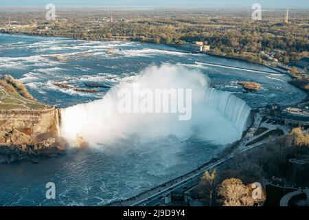 Luftaufnahme der Niagara-Hufeisenfälle. Ontario, Kanada Stockfoto