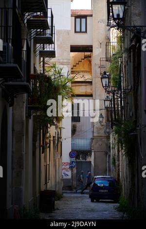 Tele-Bilder, die den schmalen Blick auf den Stadtteil Kelso in Palermo aufnehmen, farbenfroh und charmant Stockfoto