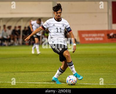 Israel. 22.. Mai 2022. Fußball, U17 Junioren: Europameisterschaft, Israel-Deutschland, Vorrunde, Gruppe A Lod, Israel - Laurin Ulrich von Deutschland in Aktion. Quelle: Berney Ardov/dpa/Alamy Live News Stockfoto