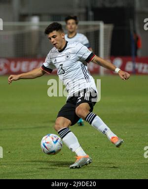 Israel. 22.. Mai 2022. Fußball, U17 Junioren: Europameisterschaft, Israel-Deutschland, Vorrunde, Gruppe A Lod, Israel - Vitalie Becker aus Deutschland im Einsatz. Quelle: Berney Ardov/dpa/Alamy Live News Stockfoto