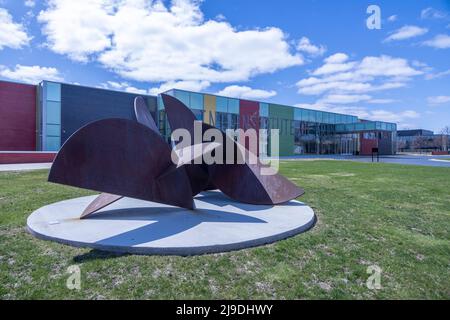 Rolf Nolden, Space in Time I, 2004, Stahlskulptur, Flint Institute of Arts, Mighigan, USA Stockfoto