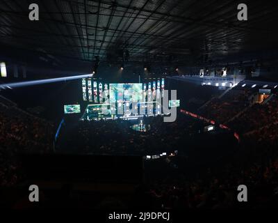 Stockholm, Schweden. 22.. Mai 2022. Die ESL One Stockholm Trophäe steht auf der Bühne in der Hovet Arena. Quelle: Arian Taheri/dpa/Alamy Live News Stockfoto