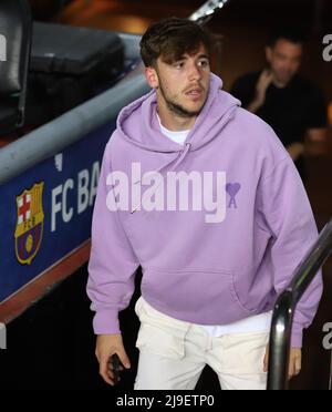 Sabadell, Barcelona, Spanien. 22.. Mai 2022. Barcelona Spanien 22.05.2022 Nico Gonzalez (FC Barcelona) schaut während der La Liga Santander zwischen FC Barcelona und Villarreal CF am 22. Mai 2022 im Camp Nou in Barcelona. (Bild: © Xavi Urgeles/ZUMA Press Wire) Bild: ZUMA Press, Inc./Alamy Live News Stockfoto