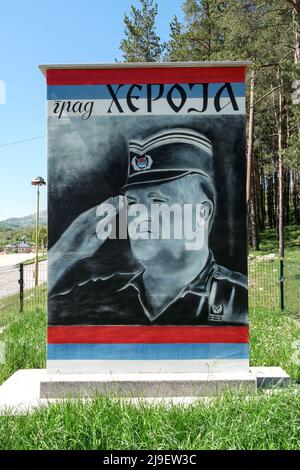 Denkmal für Ratko Mladić in Kalinovik (Republika Srpska, Bosnien und Herzegowina) Stockfoto