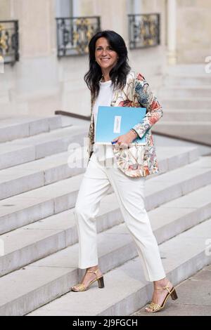 The Elysee Presidential Palace in Paris, 23. Mai 2022. Der französische Staatssekretär für Entwicklung, Frankophonie und internationale Partnerschaften, Chrysoula Zacharopoulou, trifft am 23. Mai 2022 zum ersten minister des rates im Pariser Elysee-Palast ein. Foto von Eliot Blondt/ABACAPRESS.COM Stockfoto