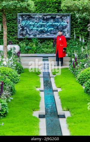 London, Großbritannien. 23.. Mai 2022. The Perennial Garden ‘With Love', Designer: Richard Miers - The 2022 Chelsea Flower Show. Kredit: Guy Bell/Alamy Live Nachrichten Stockfoto