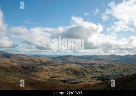 Blick über den Galloway Forest Park vom Gipfel des Merrick Dumfries und des Galloway Scotland Stockfoto